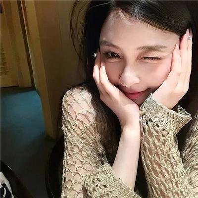 左轮百合